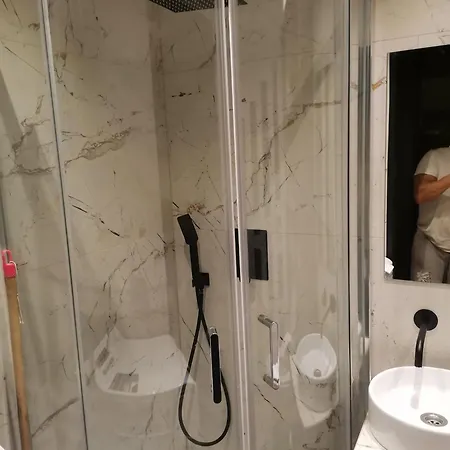 Super W Centrum Miasta Hoza 9a Apartment *