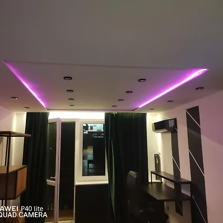 Super W Centrum Miasta Hoza 9a