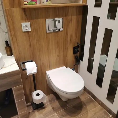Apartment Super W Centrum Miasta Hoza 9a *