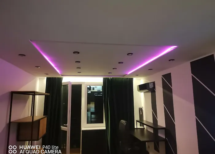 Super W Centrum Miasta Hoza 9a